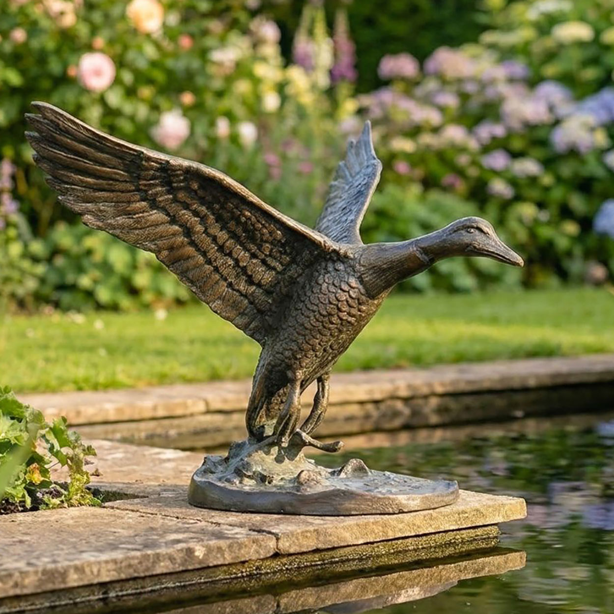 Bird Ornaments & Sculptures