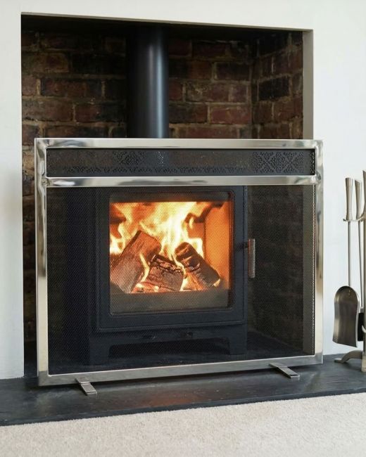 “Hildern Hall” Stainless Steel Contemporary Mesh Fire Guard in Situ “Hildern Hall” Stainless Steel Contemporary Mesh Fire Guard in Situ