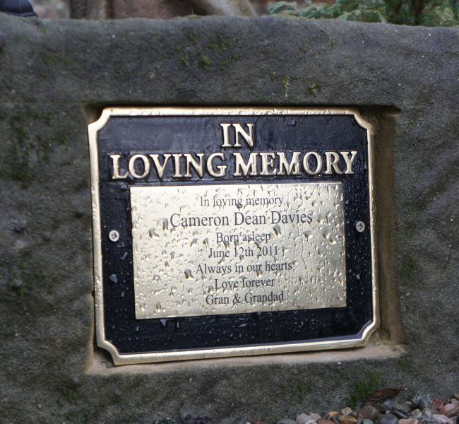 Polished Brass In Loving Memory Building Plaque Polished Brass In Loving Memory Building Plaque