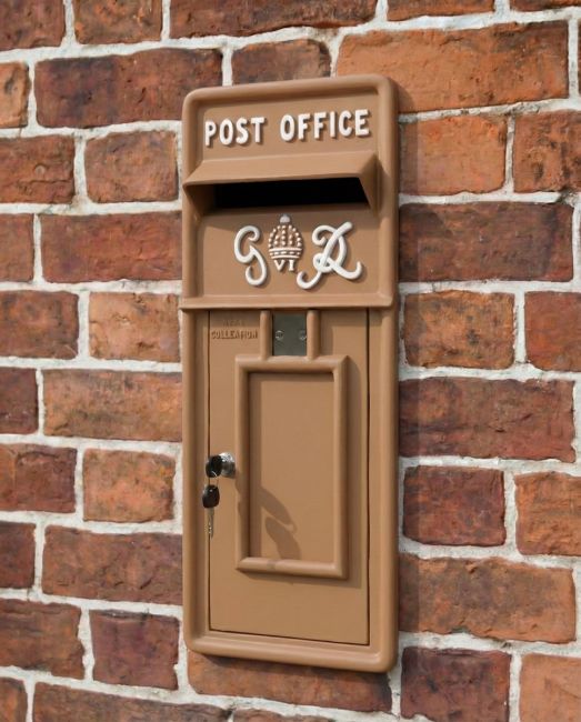 "Autumn Leaves" King George Rex Post Box Front