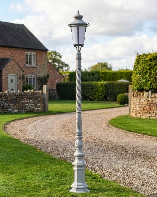 "Lindon Grey" Lamp Post in Situ