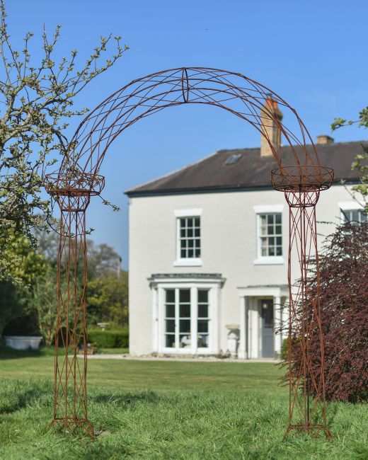 "Alauna" Rustic Rose Arch in Situ in the Garden "Alauna" Rustic Rose Arch in Situ in the Garden