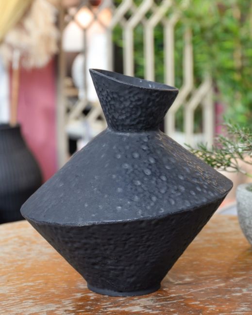 "Kuro" Cast Iron Sculptural Vase