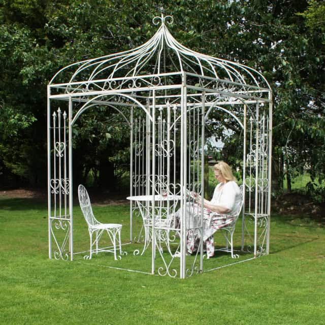 Admiral Square "Arrow Head" Pavilion