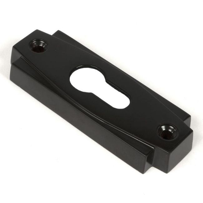 Diamond Bathroom Thumb Lock in a Beeswax Finish Diamond Bathroom Thumb Lock in a Beeswax Finish