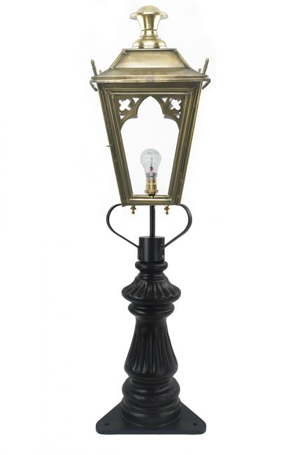 Antique Brass Gothic Fluted Patio & Driveway Light 103cm Antique Brass Gothic Fluted Patio & Driveway Light 103cm