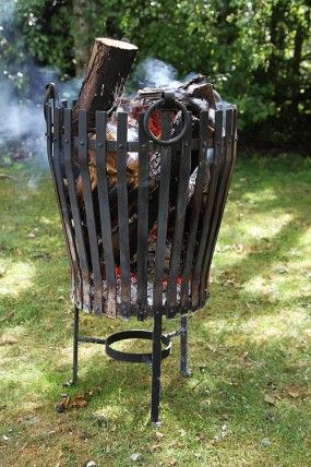 Black "Vulcan" Stainless Steel Log Burner in Situ Burning Wood Black "Vulcan" Stainless Steel Log Burner in Situ Burning Wood