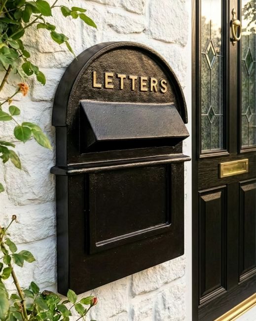 Black & Gold "Grosvenor" Post Box - Front & Back Plates digital illustration