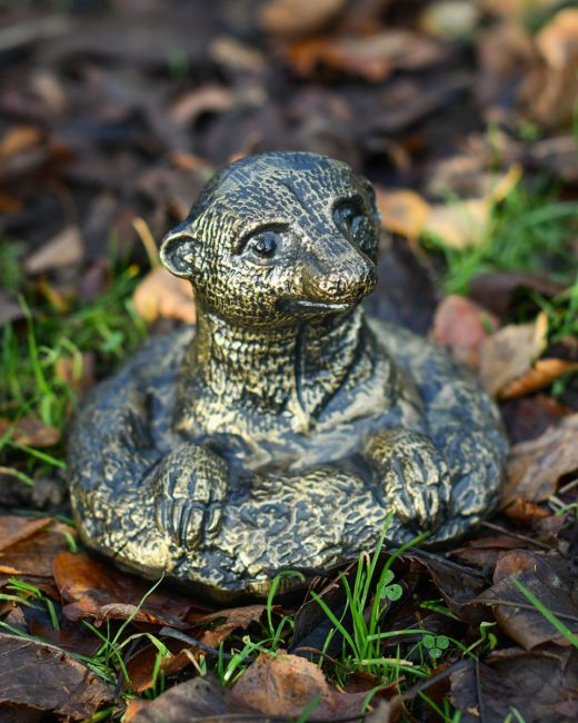 Black & Gold Cast Aluminium Peeking Meerkat Garden Sculpture
