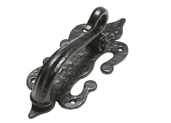 "Southreave" Ornate Cast Iron Door Knocker "Southreave" Ornate Cast Iron Door Knocker