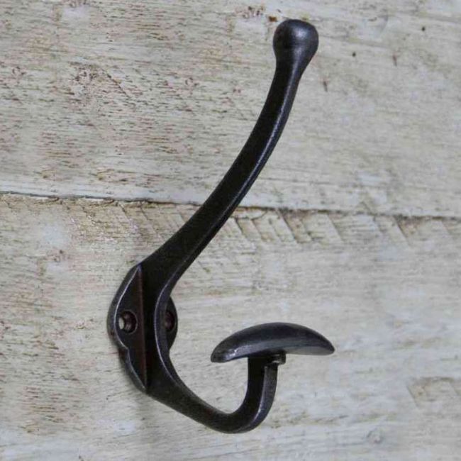 Black Waxed Hook With Wide Coat Holder Black Waxed Hook With Wide Coat Holder