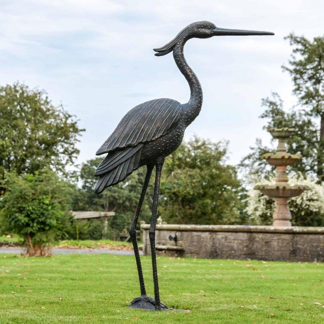 Cast Aluminium Freestanding "Titan" Heron Garden Sculpture - Head Up Cast Aluminium Freestanding "Titan" Heron Garden Sculpture - Head Up