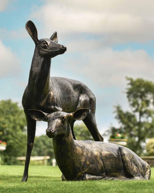 Cast Aluminium Sitting & Standing Doe Set - Looking Left Cast Aluminium Sitting & Standing Doe Set - Looking Left