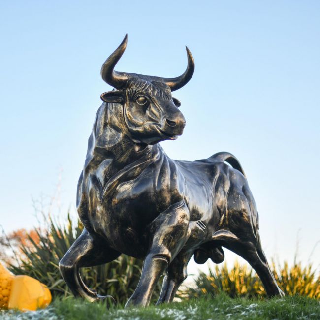 Cast Aluminium "Raging Bull" Garden Sculpture 