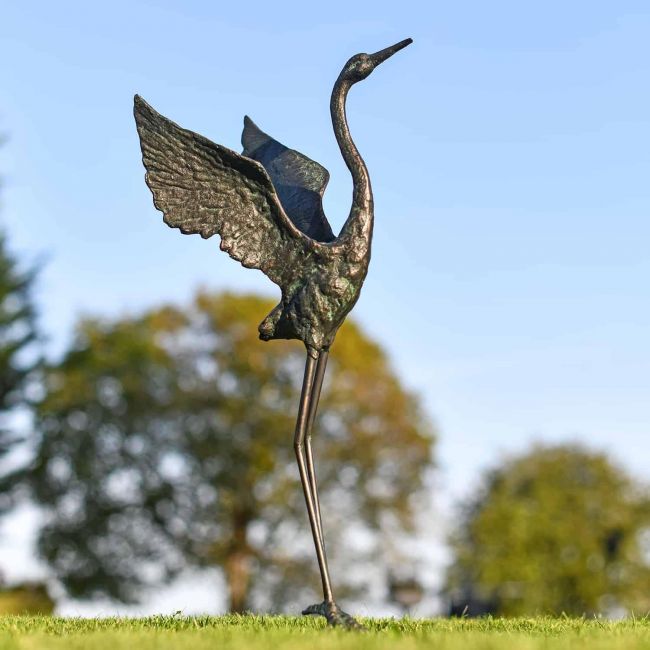 Cast Iron Freestanding "Head Up" Flamingo Garden Sculpture Cast Iron Freestanding "Head Up" Flamingo Garden Sculpture