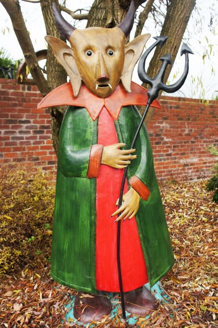 “Trick or Treat” Hand Painted Vampire Sculpture “Trick or Treat” Hand Painted Vampire Sculpture