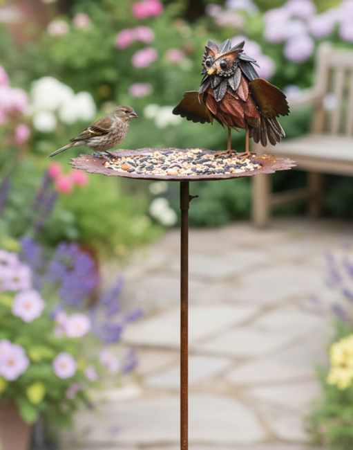 Recycled Steel Striking Owl Bird Feeder Garden Spike 