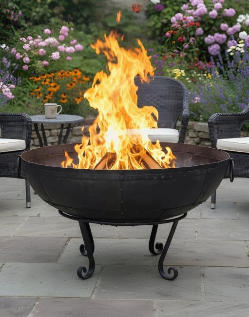 110cm Traditional Kadai Bowl with stand 