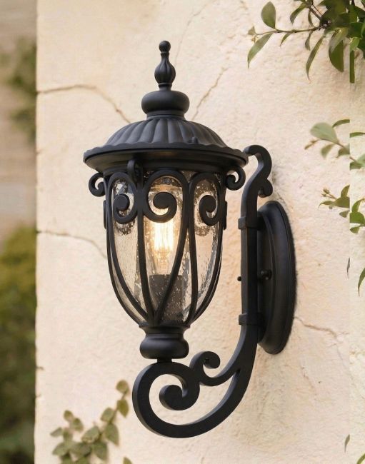 Traditional "Cropley" Bottom Fix Garden Wall Light Main