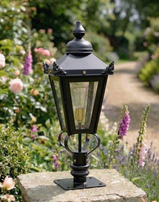 Digital Illustration of the 71cm Victorian Pillar Light and Lantern Set Mounted on a Garden Pillar from an Angled View