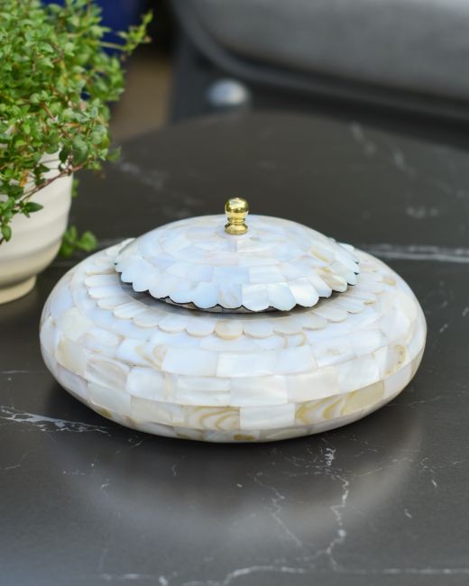 Elegant "Opaline" Keepsake Bowl Elegant "Opaline" Keepsake Bowl