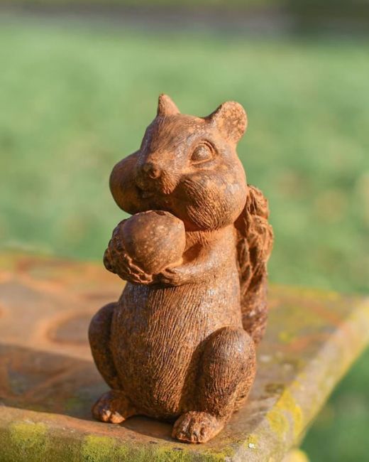 Cast Iron Feasting Squirrel Garden Statue Cast Iron Feasting Squirrel Garden Statue