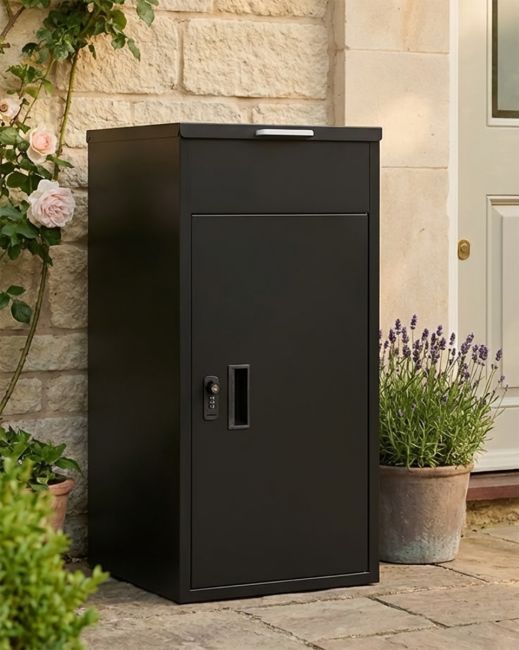 Felton Black Contemporary Parcel Box digital illustration new