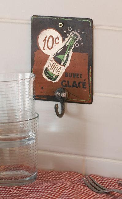 Advert Hook - Soda Buvez Gacé