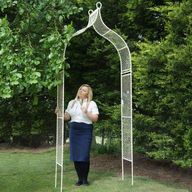 Gardenia Rose Arch - Thumbnail Gardenia Rose Arch - Thumbnail