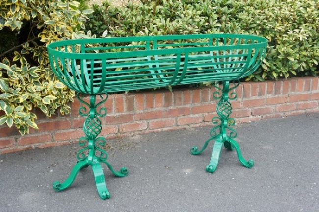 Green Highgate Free Standing Trough Planter Green Highgate Free Standing Trough Planter