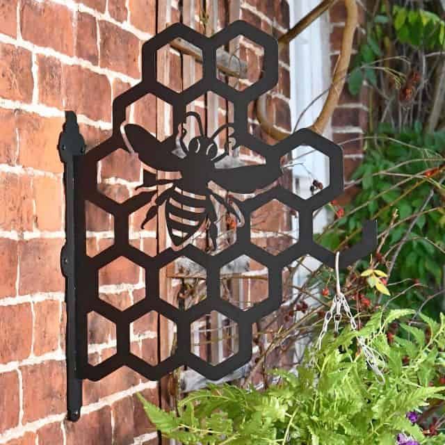 Honeycomb Bee Iron Hanging Basket Bracket Honeycomb Bee Iron Hanging Basket Bracket