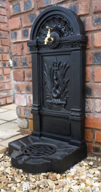 “Barrow Hill” Garden Water Tower “Barrow Hill” Garden Water Tower