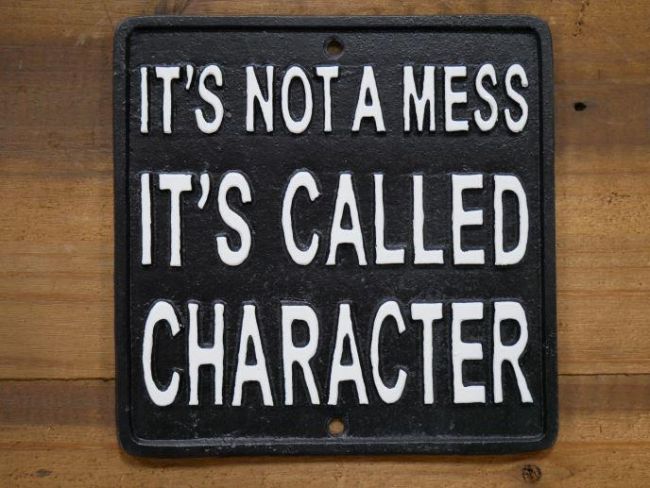 Humorous Interior Iron House Sign in Black Humorous Interior Iron House Sign in Black