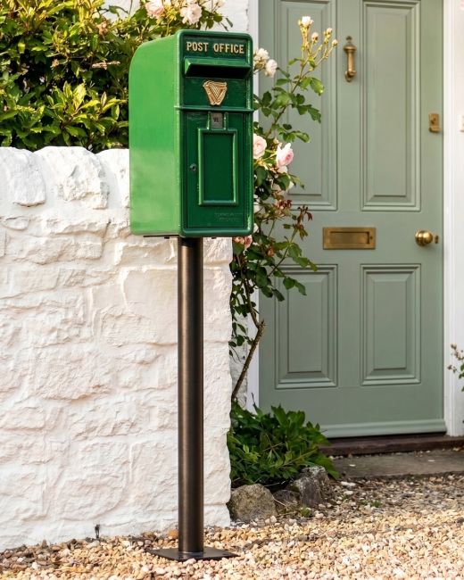 Irish Harp Post and Parcel Box With Column digital illustration