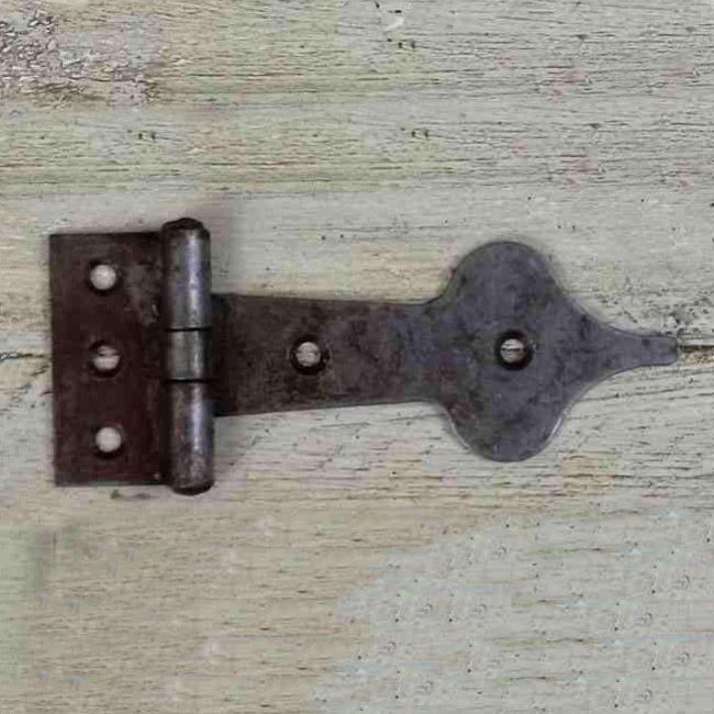 Iron "Spearhead" Hinge Iron "Spearhead" Hinge