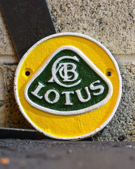Lotus Vintage Style Cast Iron Sign Lotus Vintage Style Cast Iron Sign