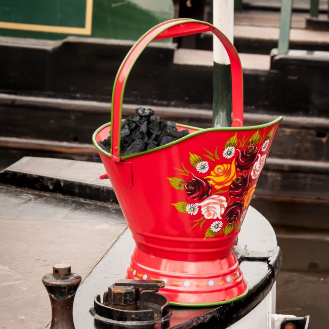 “Royal Avon Canal” Narrowboat Hand Painted Coal Scuttle in Red “Royal Avon Canal” Narrowboat Hand Painted Coal Scuttle in Red