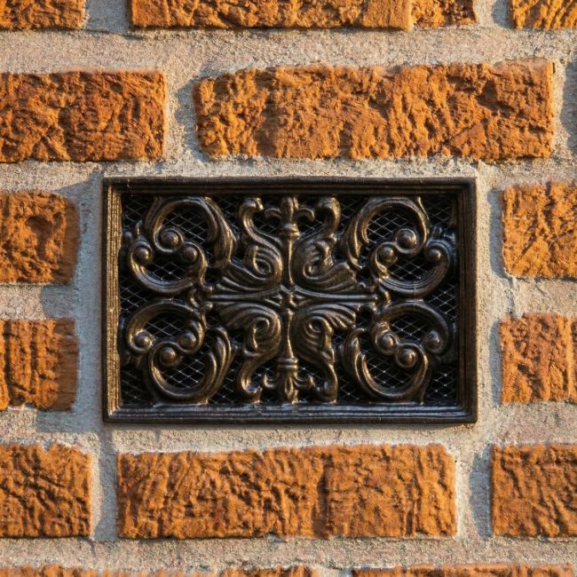 Black Cast Iron Air Brick 9" x 6" with Mesh Guard ai Black Cast Iron Air Brick 9" x 6" with Mesh Guard ai