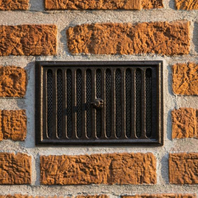 Cast iron house or chimney Air Brick finished in black