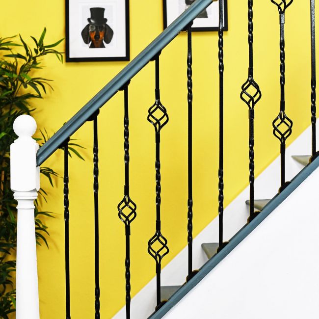 "Cavendish" Set of 4 Alternating Stair Spindles - Pattern 10 "Cavendish" Set of 4 Alternating Stair Spindles - Pattern 10