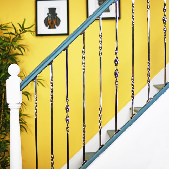 Set of 3 "Alessi" Alternating Stair Spindles - Pattern 3