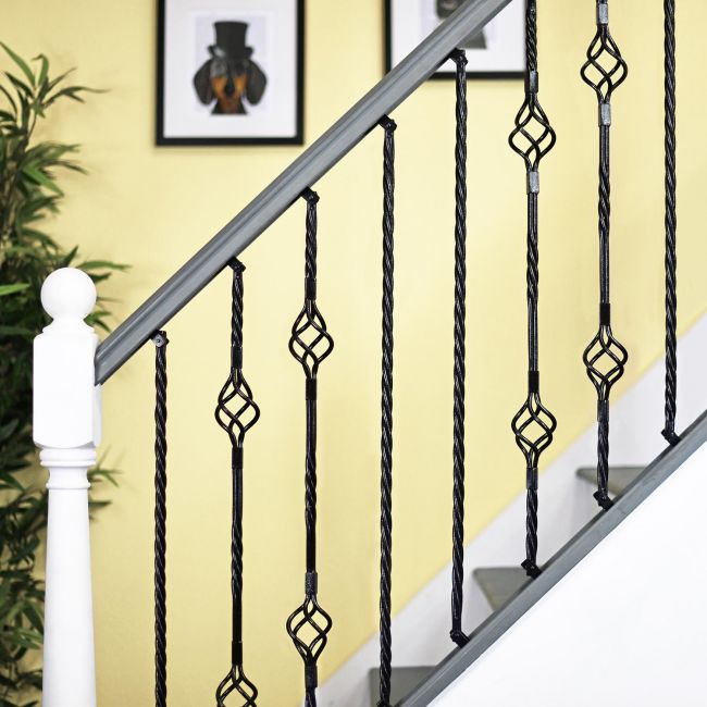 "Grosvenor" Rope Twist Stair Spindle with Brackets