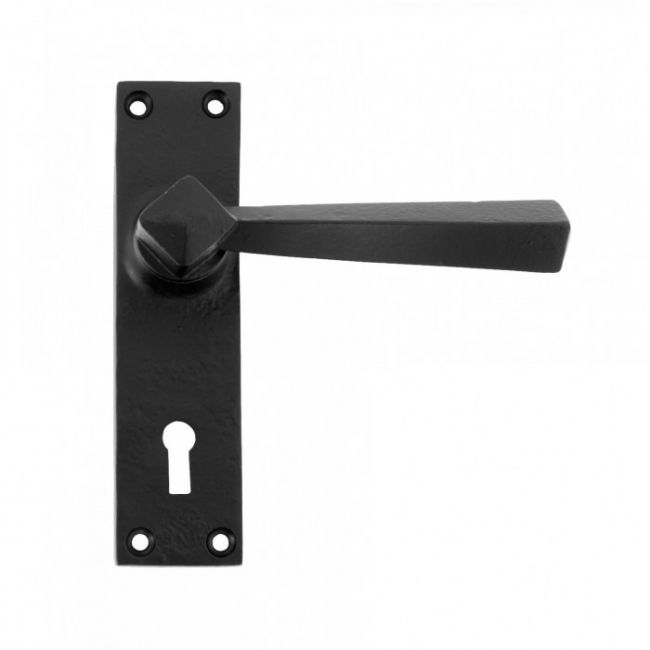 "Peregrine" Straight Lever Lock Set Finished in Black