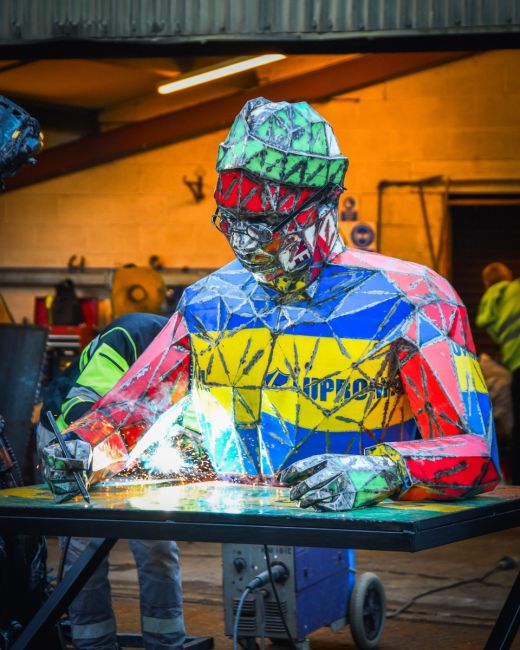 Recycled oil drum sculpture the author Main image