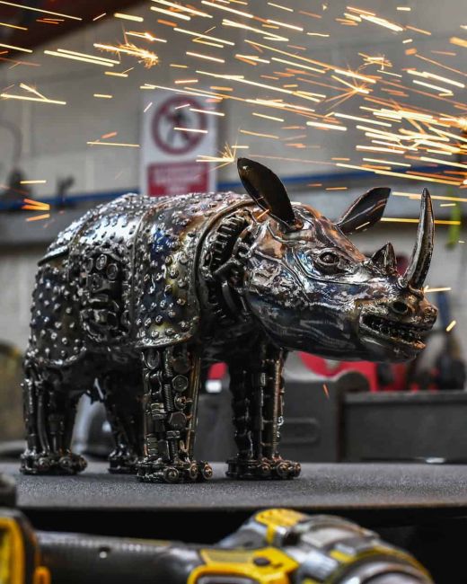 Recycled Metal Rhino Sculpture - 17cm