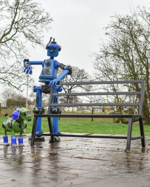 Recycled Metal Robot with Dog Selfie Bench Recycled Metal Robot with Dog Selfie Bench