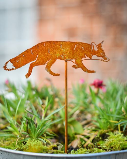 Rustic Prowling Fox Artistic Plant Pot Spike - Set of Two Rustic Prowling Fox Artistic Plant Pot Spike - Set of Two