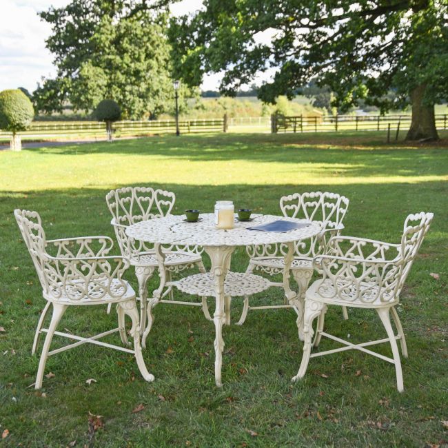 Solid Cream "Edworth Manor" Four Seater Dining Set Solid Cream "Edworth Manor" Four Seater Dining Set