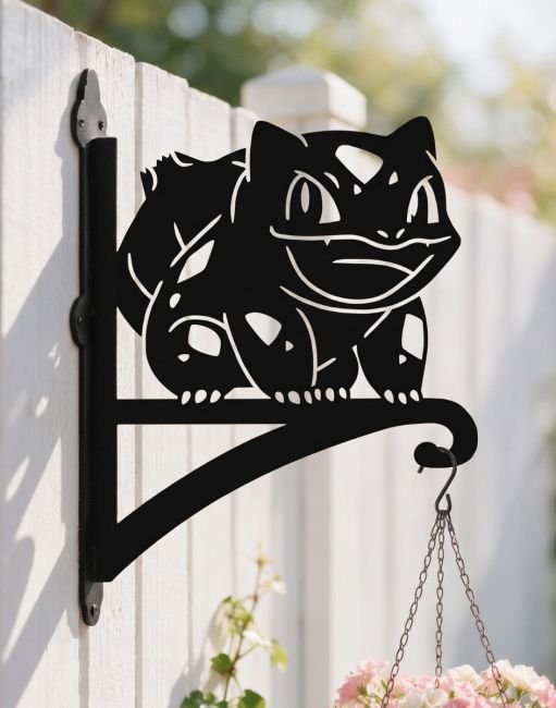 Steel Unevolved Cartoon Amphibian Hanging Basket Bracket