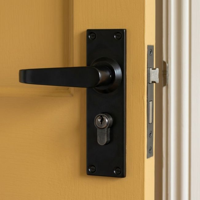 Traditional Smooth Black Lever Euro Lock Door Handle Set - Large